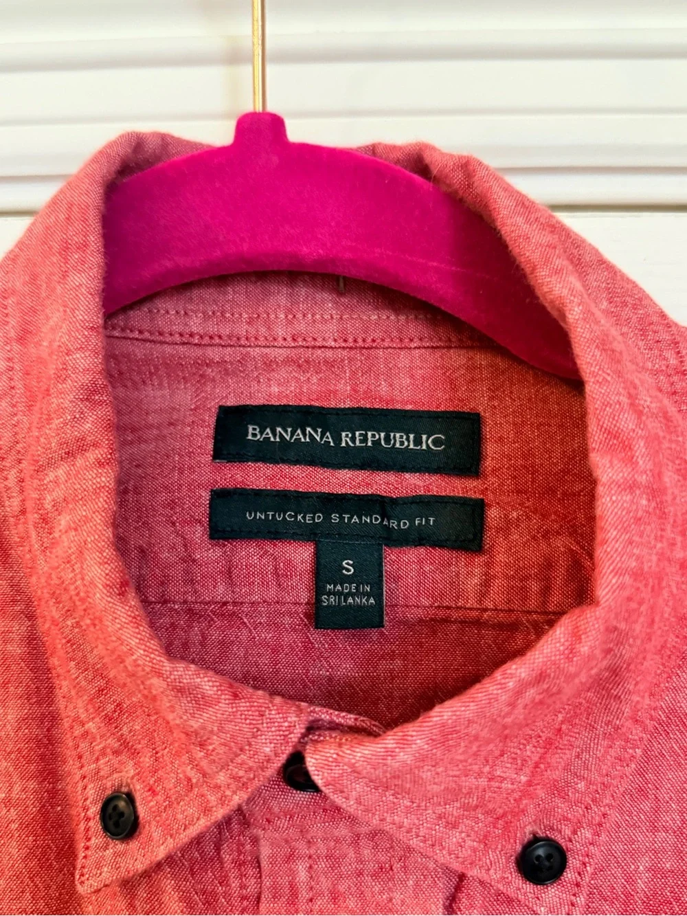Banana Republic Red Heather Long-Sleeve Button-Down Shirt